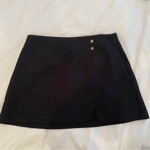 Zara quilted black mini skirt with gold buttons